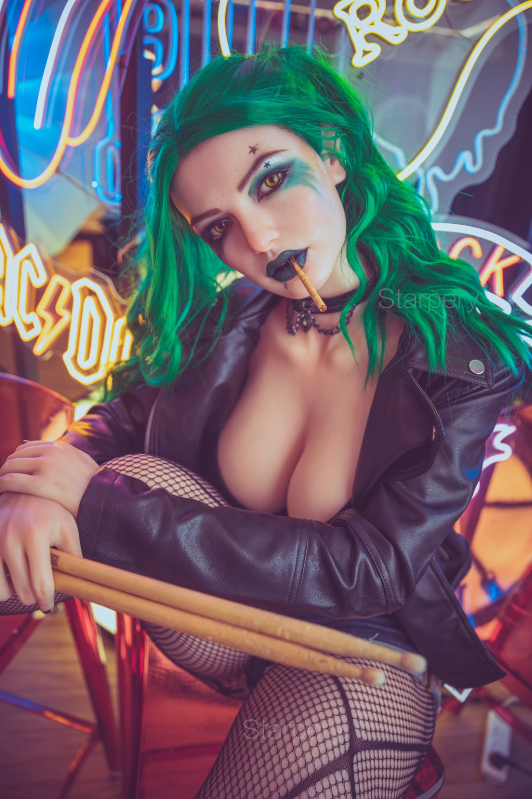 Flora Sex Doll (Starpery 174cm g-cup tpe+siliconen)