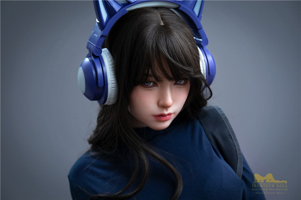 Mikasa-sekspop (Irontech Doll 166 cm C-cup S10 siliconen)