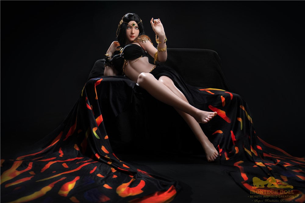 Kitty-sekspop (Irontech Doll 166 cm C-cup S32 siliconen)