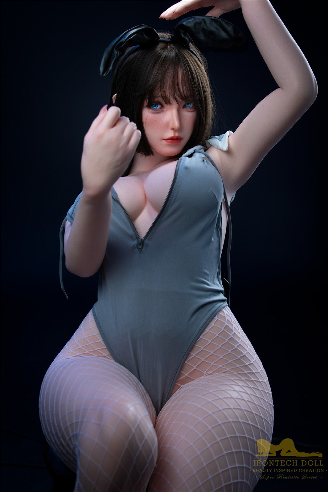 Yu sex pop (Irontech Doll 164cm e-cup S16 siliconen)