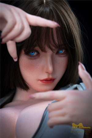 Yu sex pop (Irontech Doll 164cm e-cup S16 siliconen)