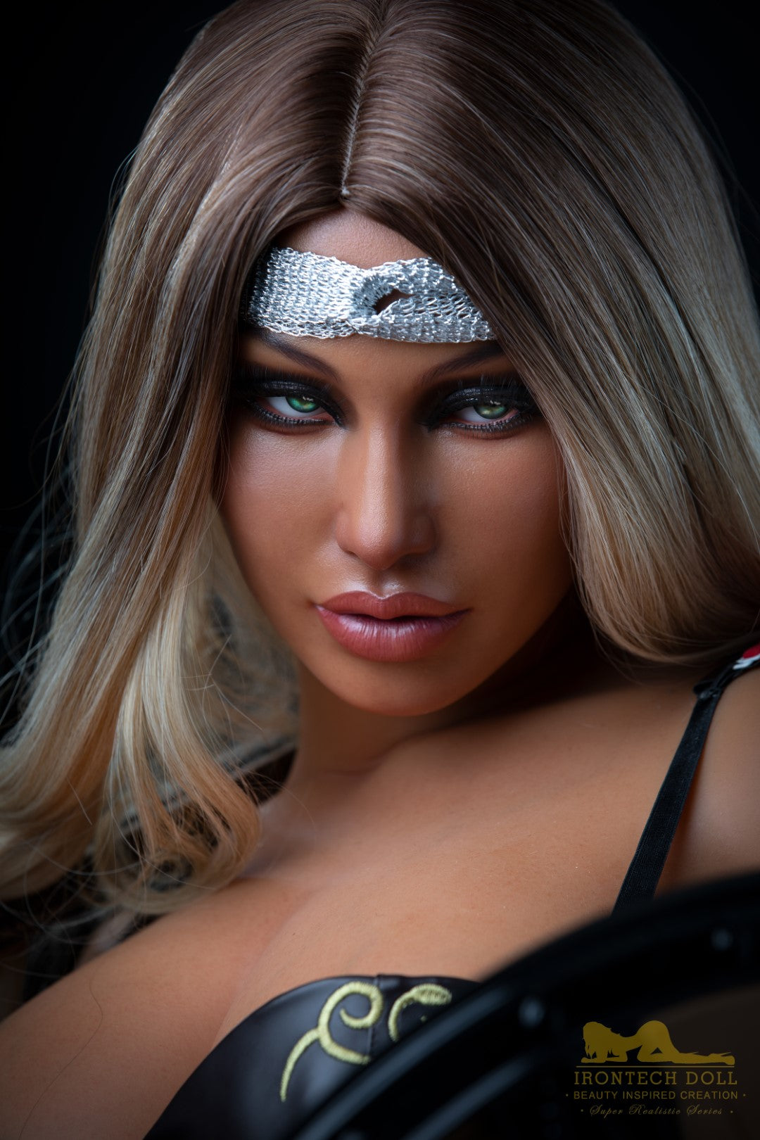 Hedy Warrior Sex Doll (Irontech Doll 164cm e-cup S26 siliconen)
