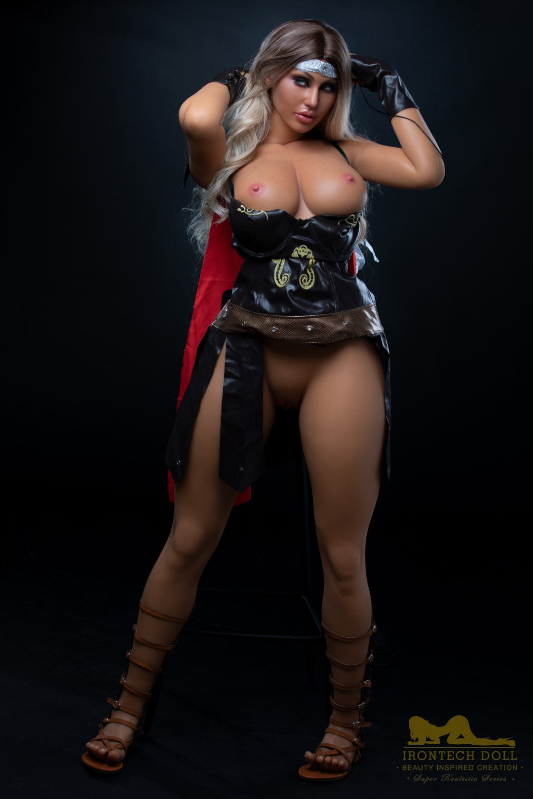 Hedy Warrior Sex Doll (Irontech Doll 164cm e-cup S26 siliconen)