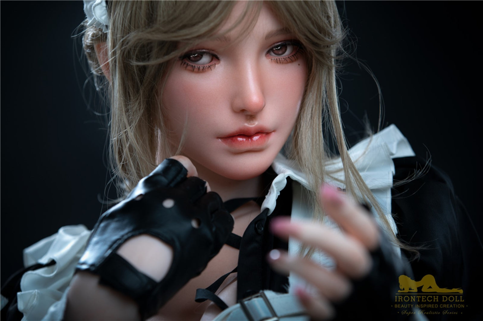 Cynthia sekspop (Irontech Doll 165 cm F-Cup S15 siliconen)